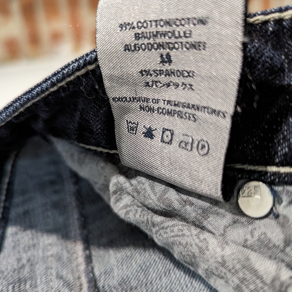 Silver Jeans Tuesday W30 L33 Dark Wash Flare Jeans - Picture 5 of 7